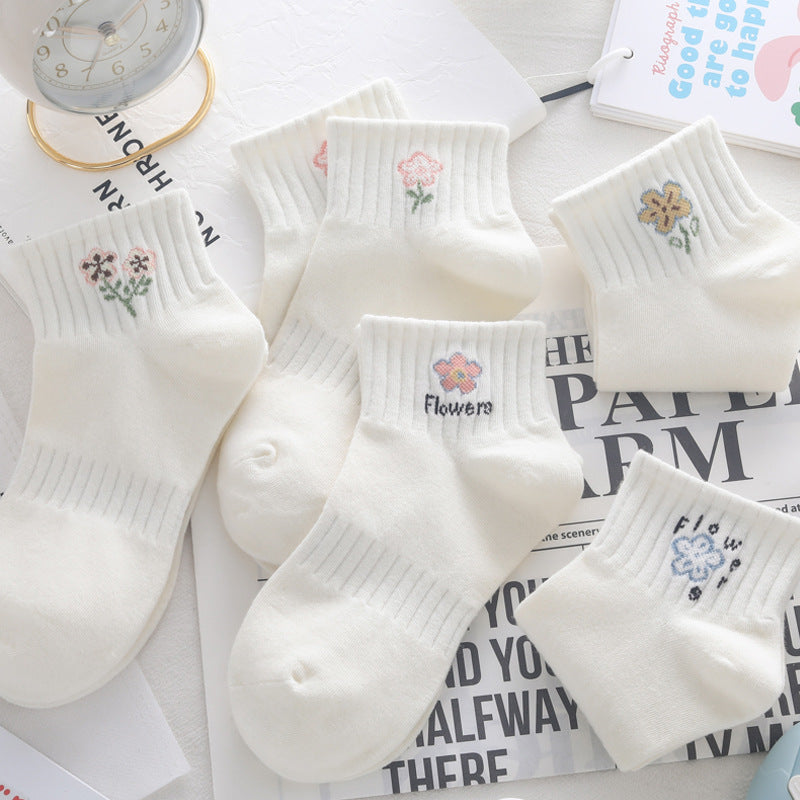 White Floral Ankle Socks