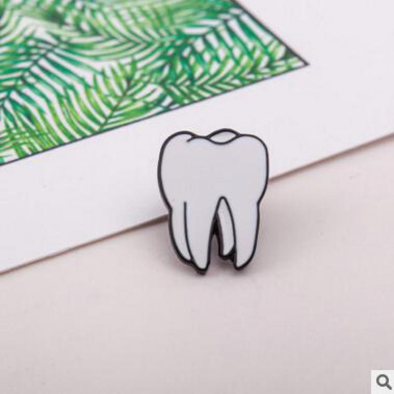 Korean version of the jewelry color drops of human body brooches brain eyes tooth brooch accessories wholesale Pin Badge