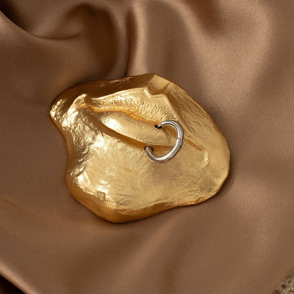 European and American hot devil's eye human face replica 18K abstract personalized brooch